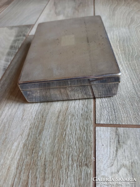 Mesés régi ezüstözött kártyadoboz (16,7x12x3,7 cm)