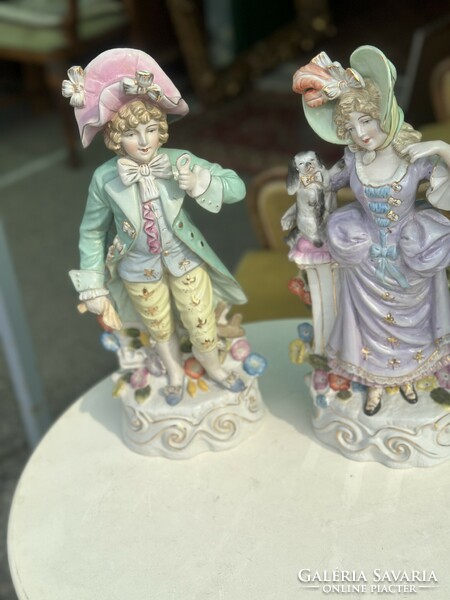 Nagyméretű Barokk porcelán pár