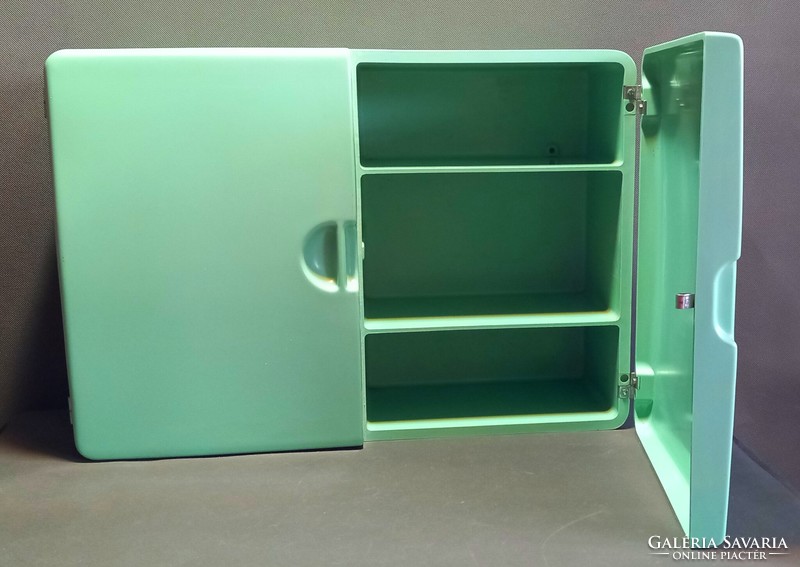 1960 Italian spluga cm torino bathroom cabinet retro modernist design. Negotiable!