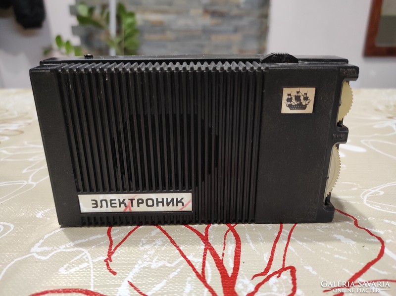 Electronic Soviet pocket radio