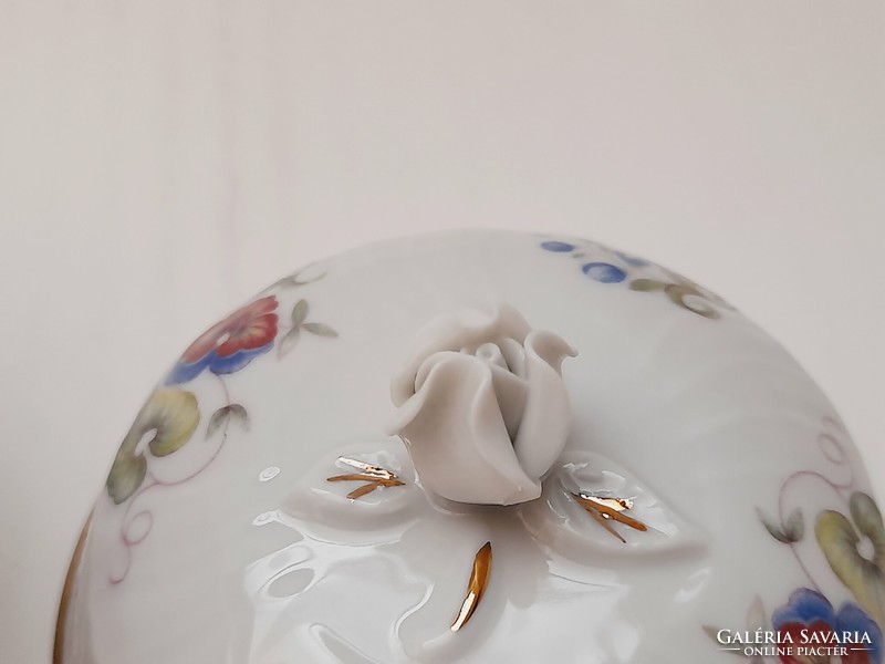 Ravenclaw porcelain bonbonnier with rose holder pattern