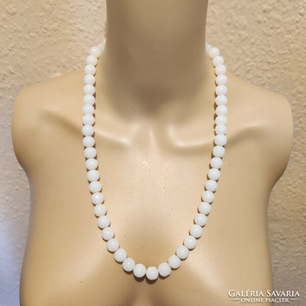 -20% Off discount! Antique milk glass string of beads 62cm