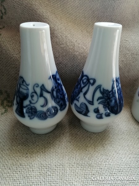 Salt and pepper shakers for 7 collectors
