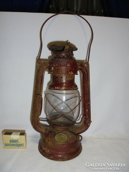 Antik petróleum lámpa, viharlámpa " METALL GLOBUS"