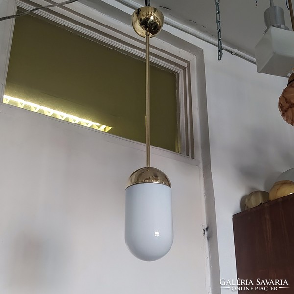 Art deco - Bauhaus réz mennyezeti lámpa felújítva - tejüveg búra - "kapszula"