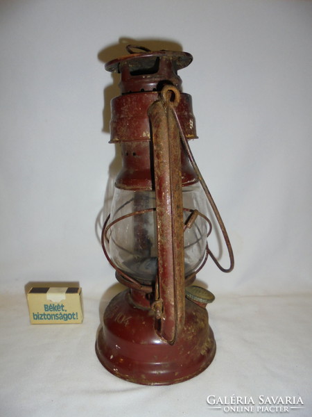 Antik petróleum lámpa, viharlámpa " METALL GLOBUS"