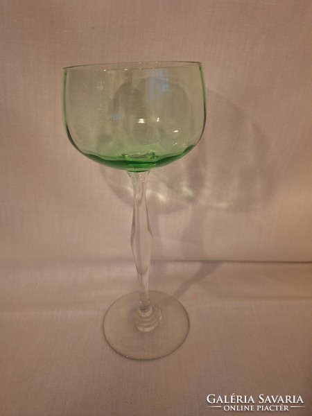 Zöld talpas üveg pohár, szép, kecses