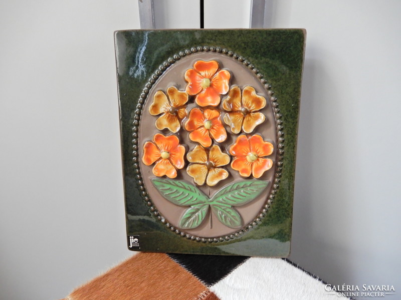 Old Swedish jie gantofta / aimo ceramic wall decorations with a flower motif, in a set