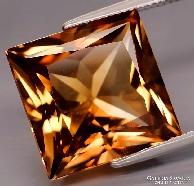 Real special imperial topaz from Brazil! Original 11.11 ct!