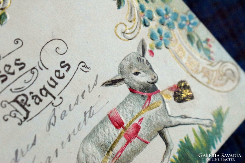 Antik dombornyomott Húsvéti  képeslap - bárány húzta virágfogat, nyul, csibe , selyem ernyő