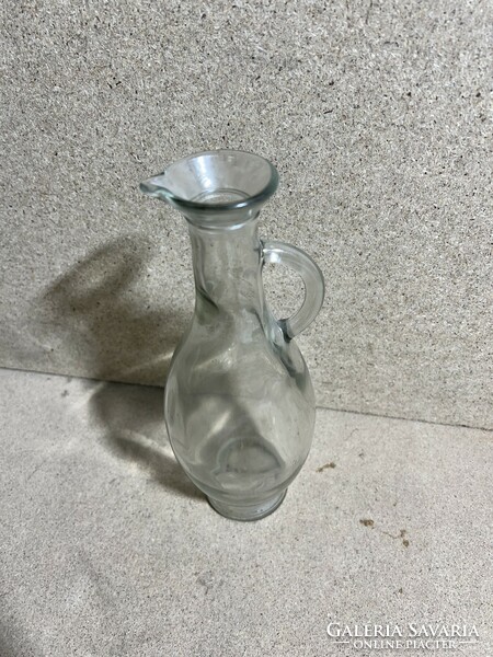 Régi öntött üveg dekanter, 27 cm-es magasságú. 4074
