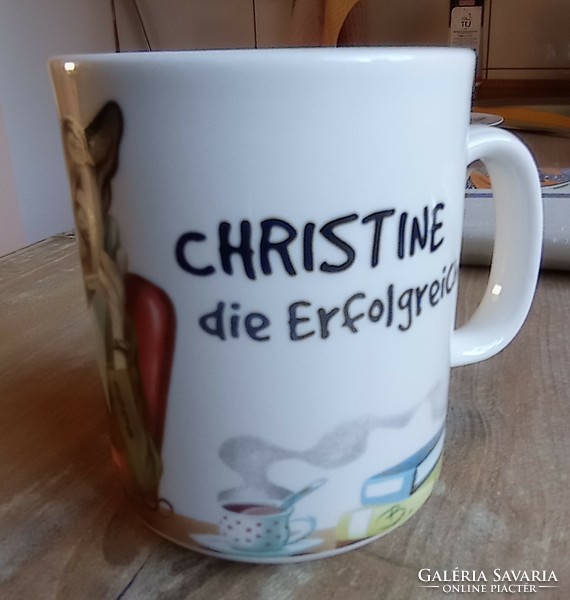 CHRISTINE,  FÜRHAPTER csésze, Christine die Erfolgreiche