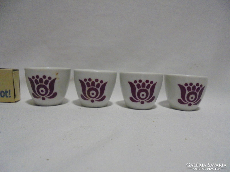 Four lowland porcelain, tulip-pattern liqueur and cognac glasses - together