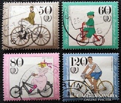 BB735-8p / Németország - Berlin 1985 Ifjúság - A kerékpár története bélyegsor pecsételt