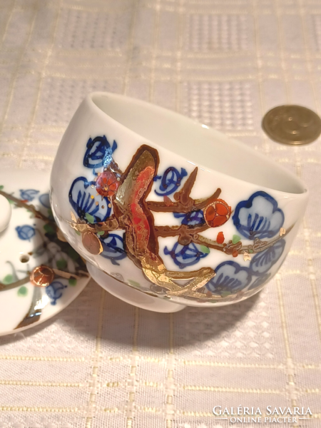 Oriental porcelain without bonbonier mark