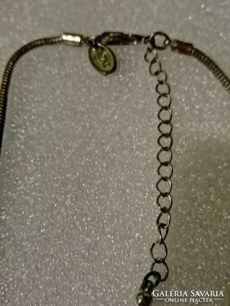 Marked next necklace