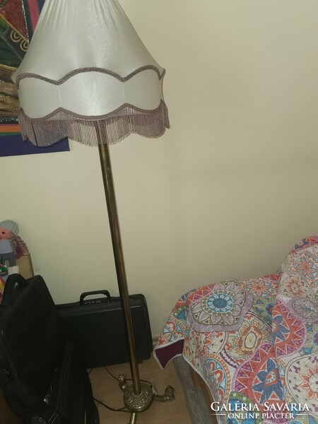 Lion brass floor lamp in perfect new condition