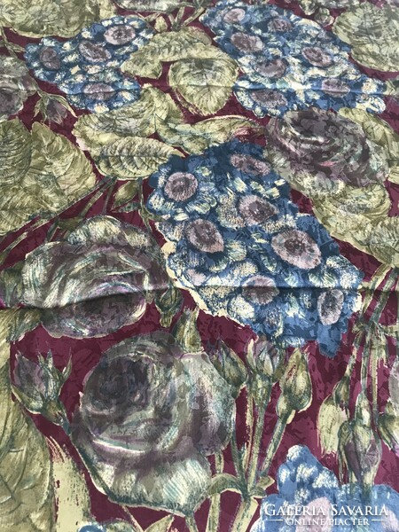 Silk scarf with roses and hydrangeas, 160 x 70 cm