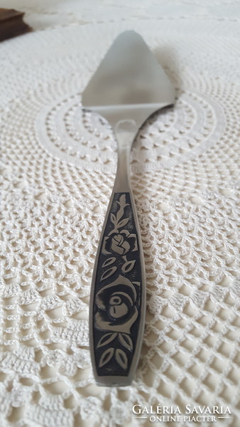 Beautiful rose pattern, Japanese cake spatula, cake server