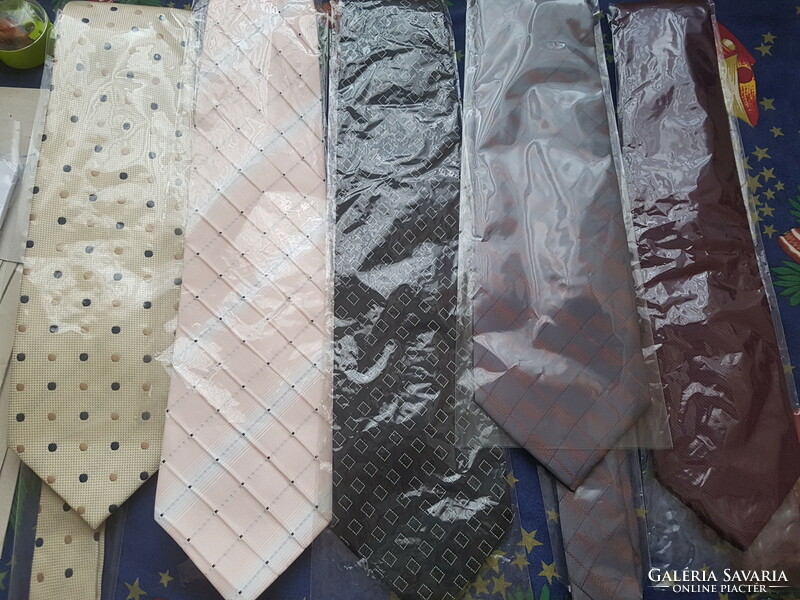 Új Férfi nyakkendők