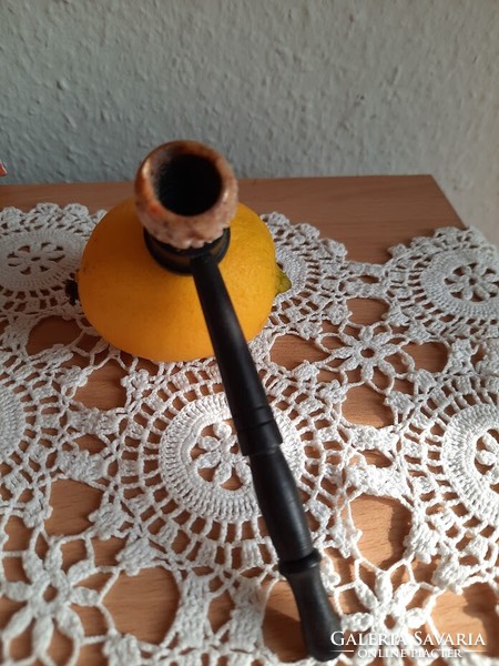 Old pipe, around the first half to the middle of the XX century, in very good condition.