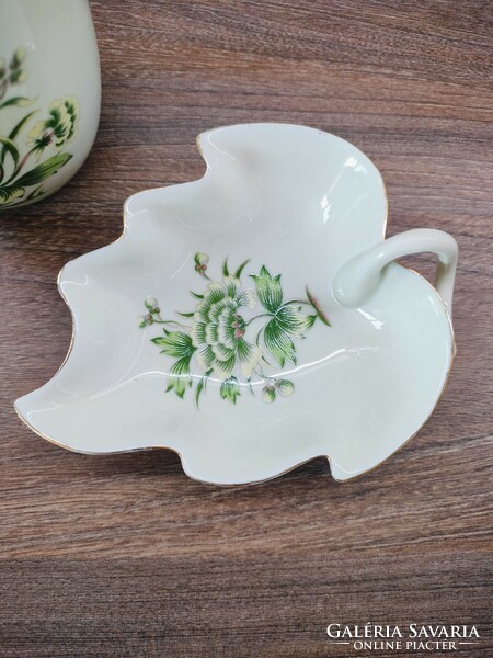 Hölóháza carnation-patterned vase and leaf-shaped bowl