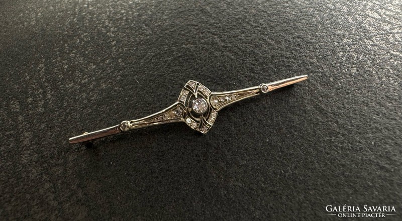 Antique art deco gold diamond brooch