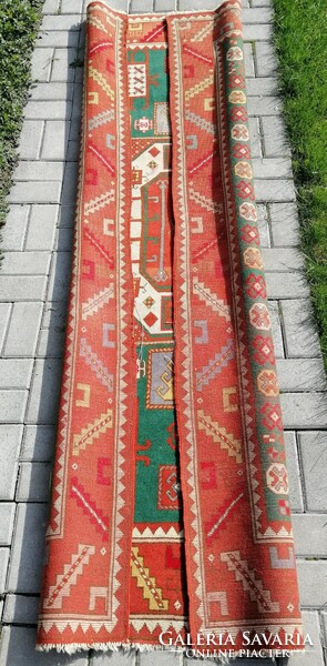 Kaukázusi Karachov Kazak stílusú szőnyeg (227cm x 110-120cm)