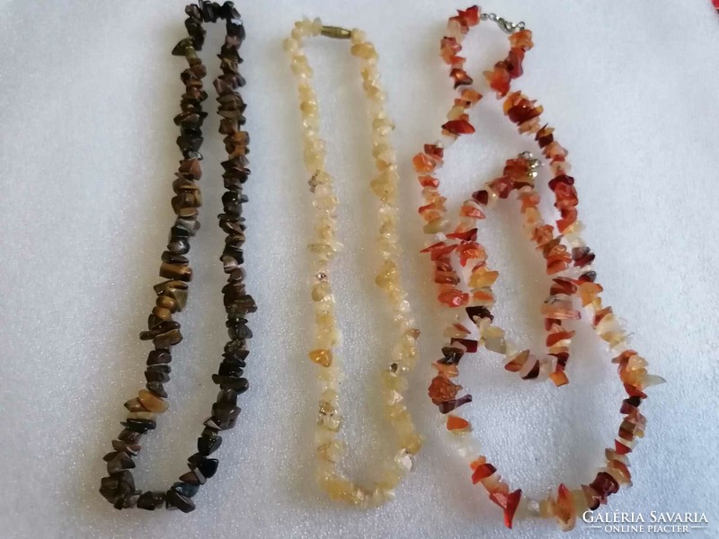 3 necklaces with mineral beads + 1 bracelet with mineral beads