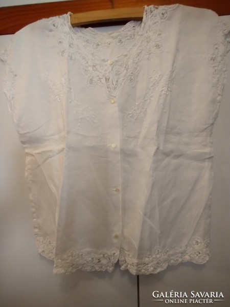 Brand new Brussels lace blouse