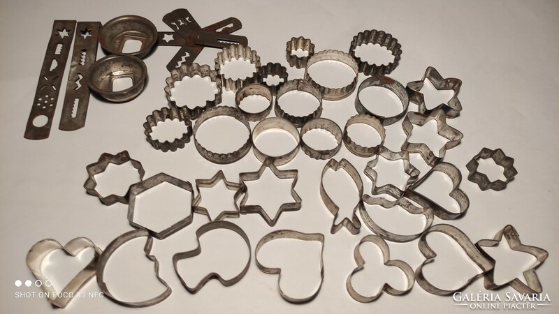Large cookie cutter, Linzer variations and figurative 45 pastry tools