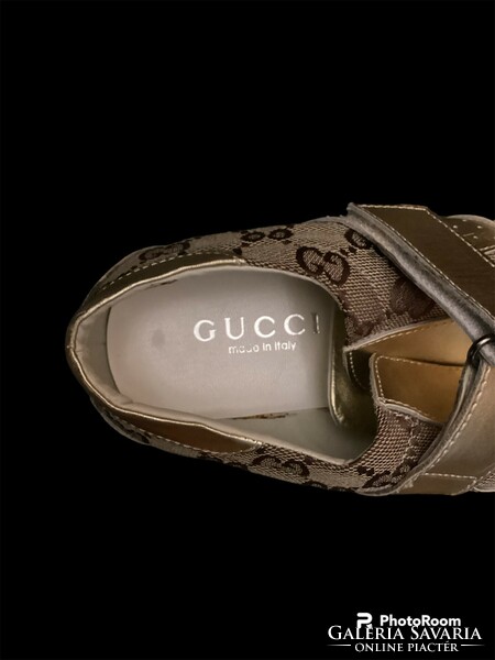Arany Gucci cipő 42-es