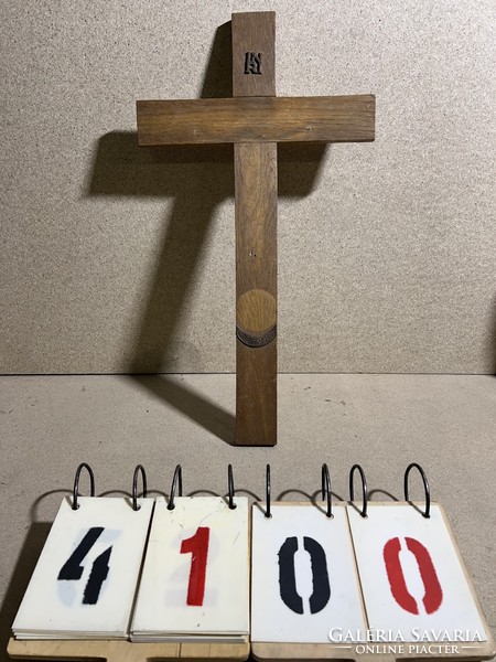 Wooden Christian crucifix, from 1950, size 58 x 32 cm. 4100