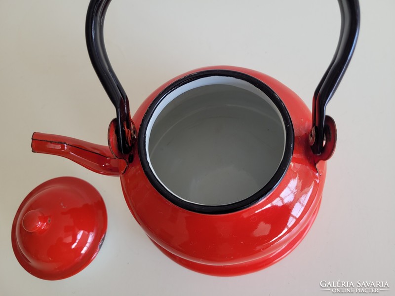 Red Heart Pattern Enamel Old Iron Teapot 1 Liter Enameled Jug Spout Teapot Decoration