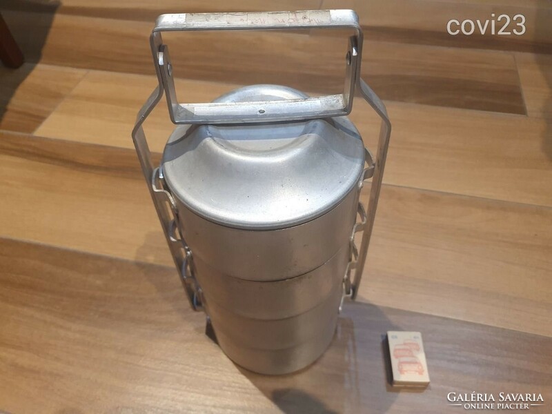 Retro aluminum food barrel, food barrel, decoration, unbroken, in the condition before cleaning :)