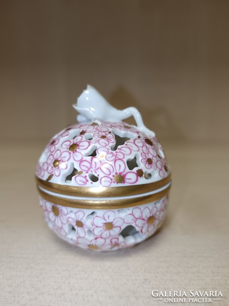 Miniatűr Herendi áttört porcelán bonbonier