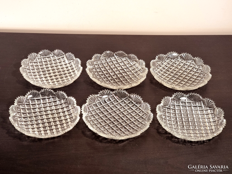 * 6 cake plates, with polished edges, without markings, work of an unknown workshop.