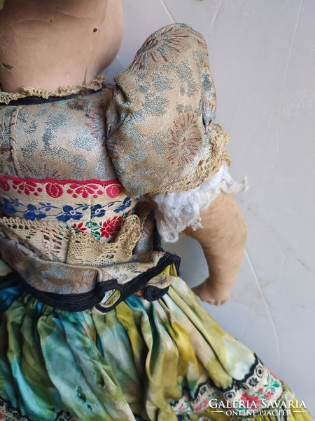 Doll with an old papier-mâché head, large, in folk costume, 50 cm