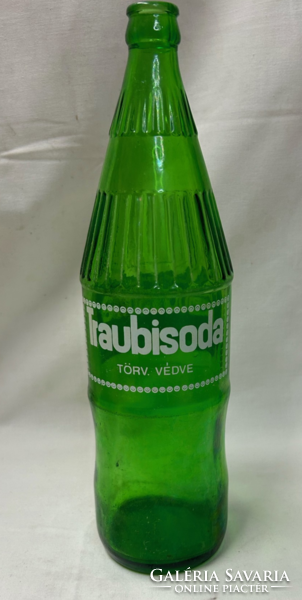 Retro Traubisoda szénsavas üdítő ital üveg szép állapotban 1l. 32 cm.