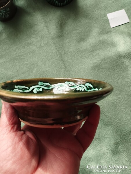 Ceramic bowls together