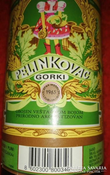 Pelinkovac Gorki régi *jugó* gyomorkeserű. Bontatlan üvegben.
