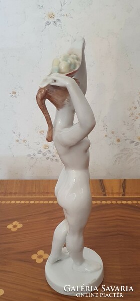Hollóháza female nude porcelain