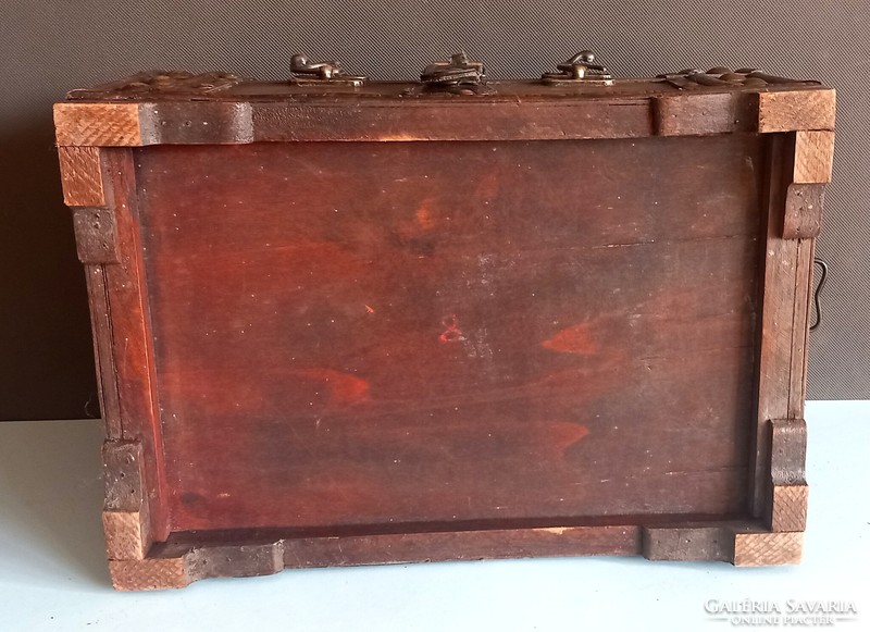 Wooden chest old negotiable art deco design