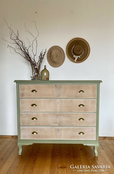 Olive/natural chest of drawers