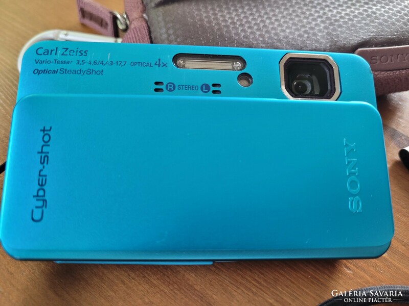 Sony dsc-tx10 waterproof digital camera.