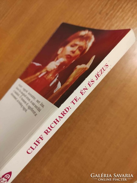 Cliff Richard: Te, én és JÉZUS c. könyv