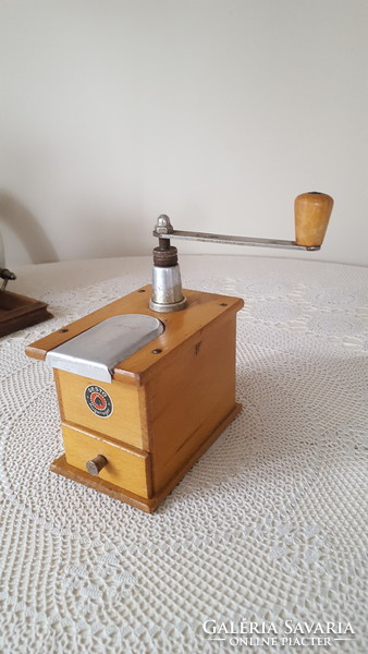 Old, gesto wooden coffee grinder