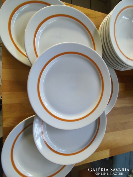 Set of 6 personal retro lowland porcelain plates