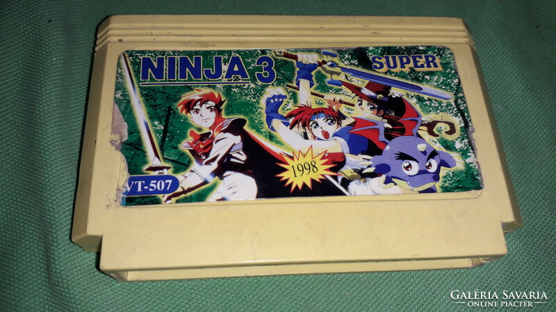 Retro yellow cassette nintendo video game -ninja 3.. Condition according to the pictures 13.