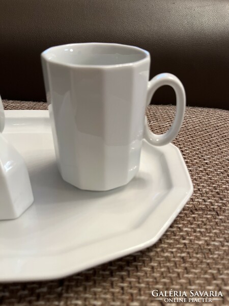 Rosenthal, hófehér, Tapio Wirkkala tervezte kétszemélyes kávés és teáskészlet tálcával és fahéjszóró